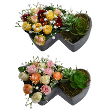 ROSE BUD/GIPSO/AGAVE IN HEART PLANTER ASSORTED
